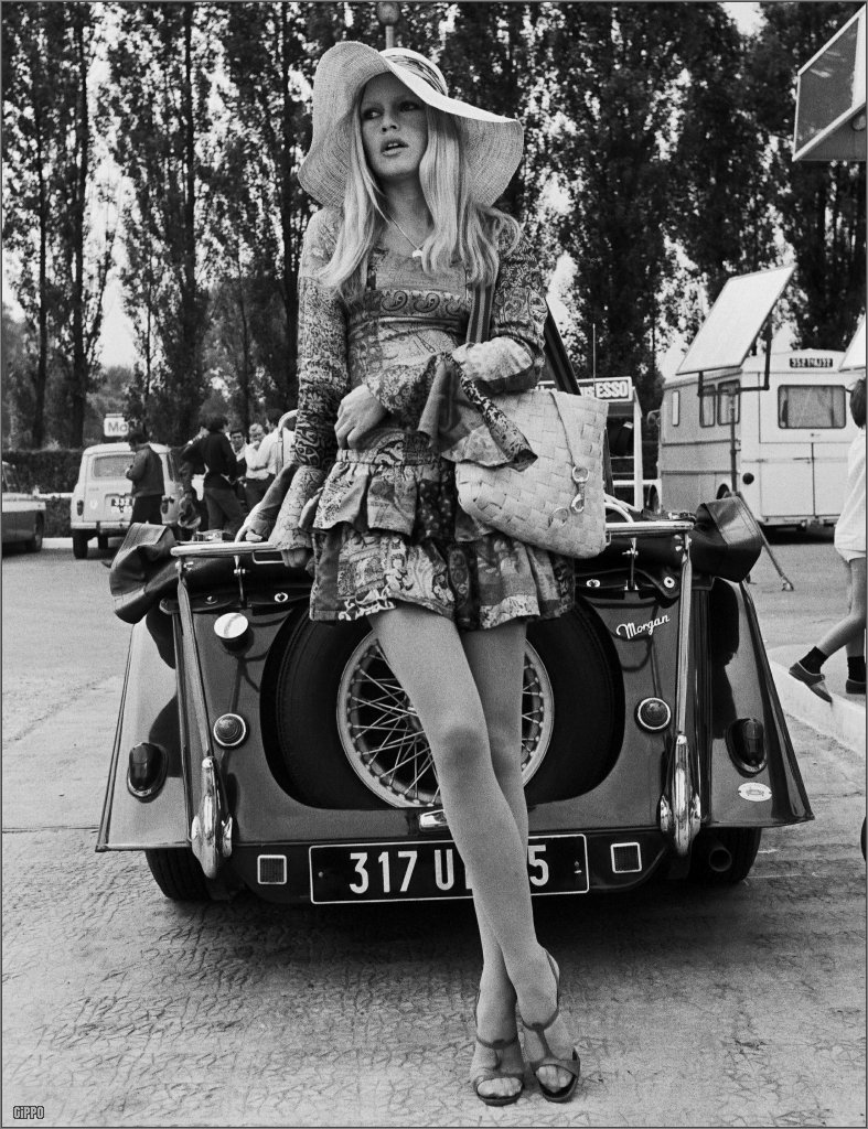 Fashion Gossip: Brigitte Bardot Style Icon Fashion Gossip: Brigitte Bardot Style Icon live photo gallery chicago art galleries online image gallery art galleries toronto